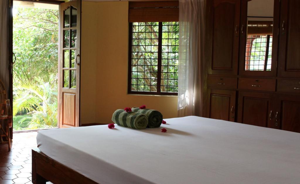 Amrutham Ayurvedic Village Resort Kovalam Pokój zdjęcie